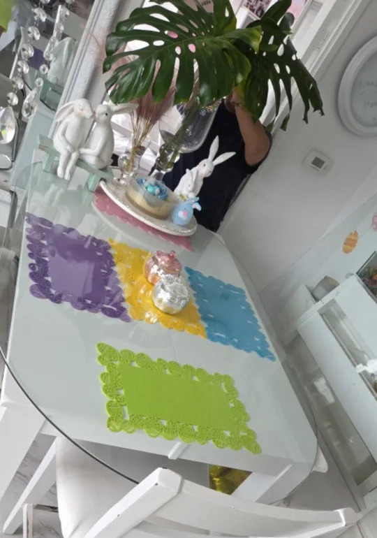 Glass-top for dining table image indicator(7)