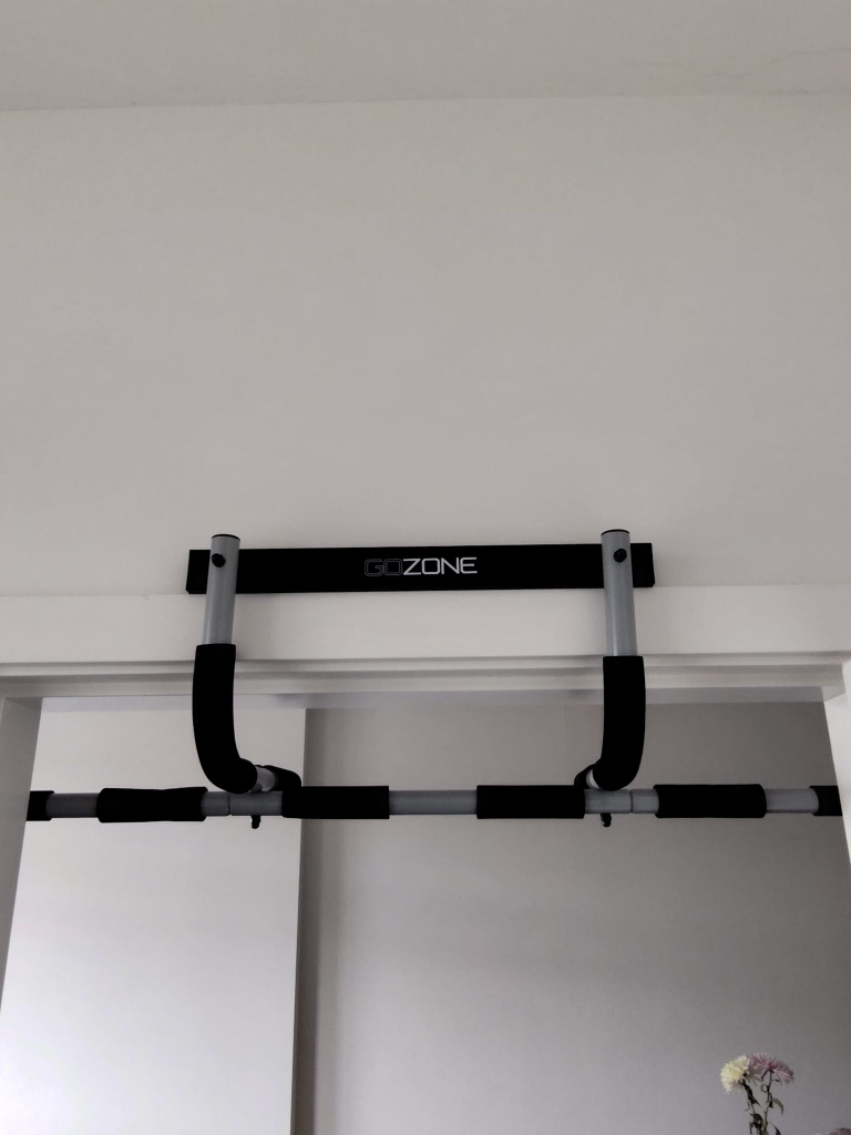 GoZone Doorway Pull-Up Bar - photo 3