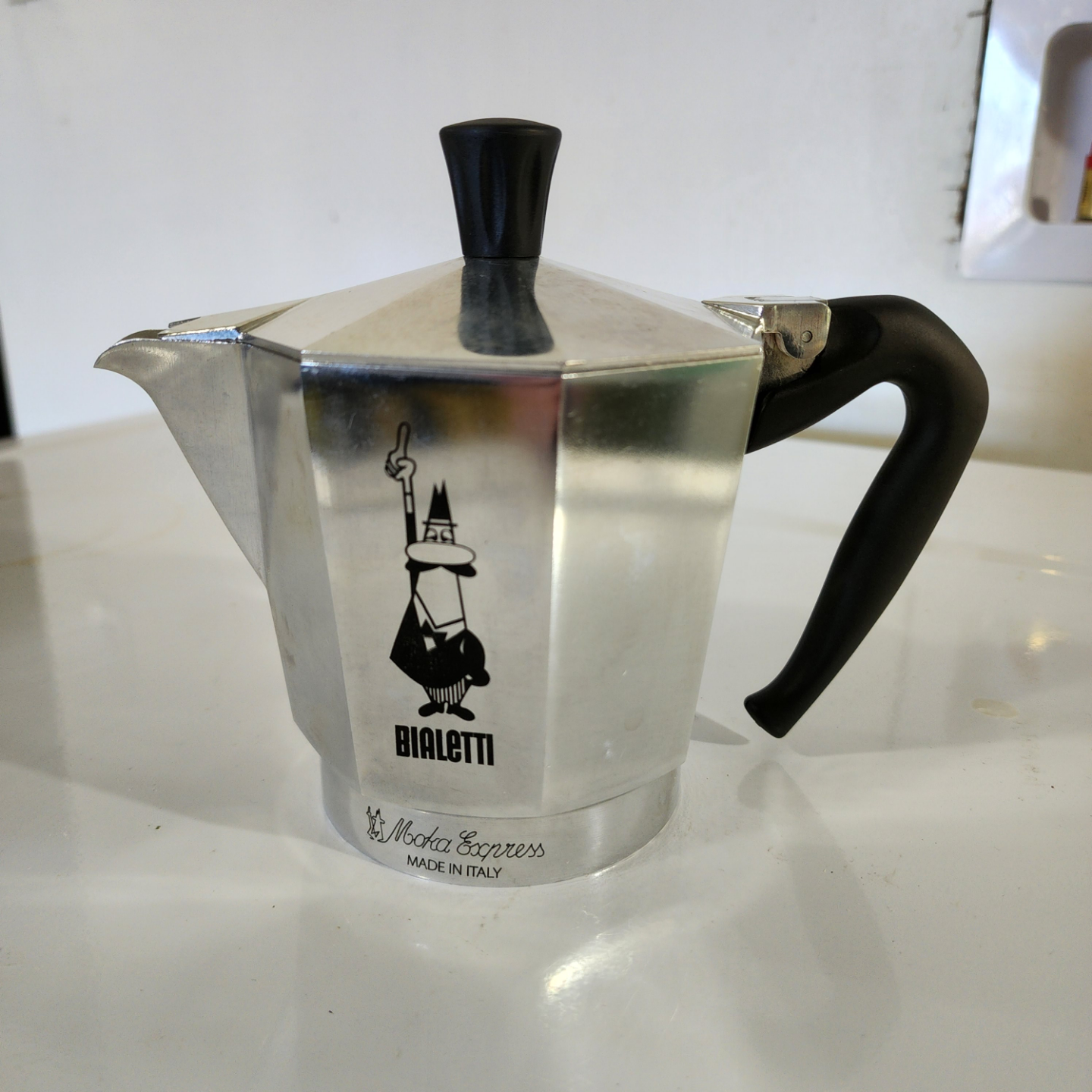 Bialetti Moka Express Stovetop Espresso Maker 9 cups