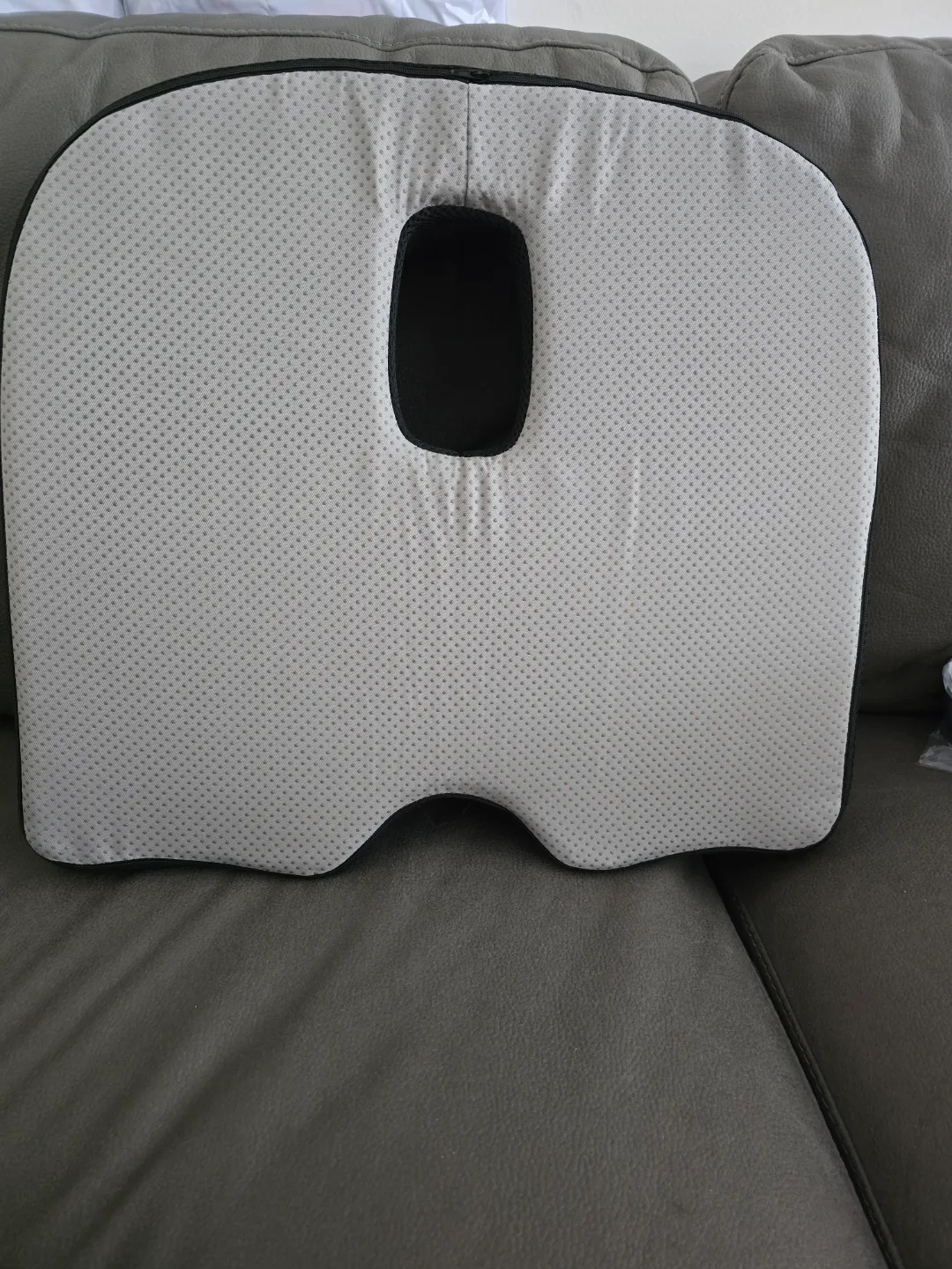 Ergonomic Memory Foam Seat Cushion with Washable Cover image indicator(9)