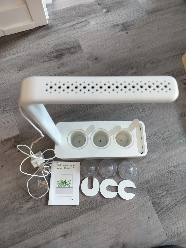 Click and Grow Smart Garden 3 Indoor Herb Garden thumbnail