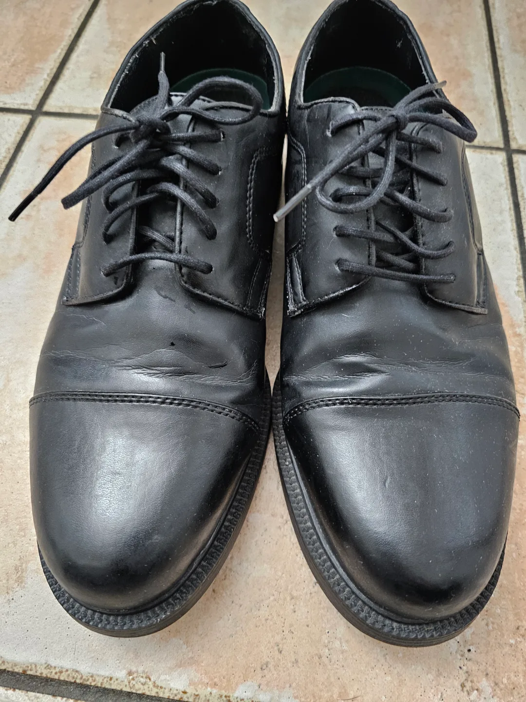 Men's Revere Collection Black Leather Oxford Shoes image indicator(3)