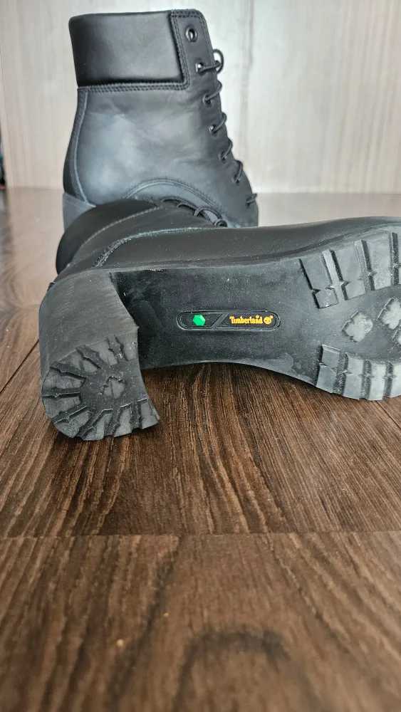 Timberland Women's Black Leather Boots - Size 8 image indicator(7)