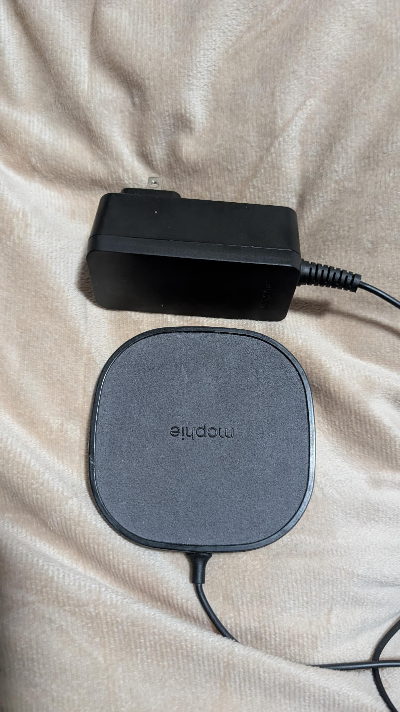 Mophie Wireless Charging Pad - photo 2
