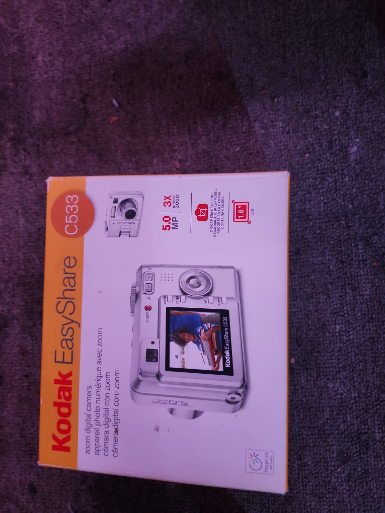 Kodak EasyShare C533 Zoom Digital Camera