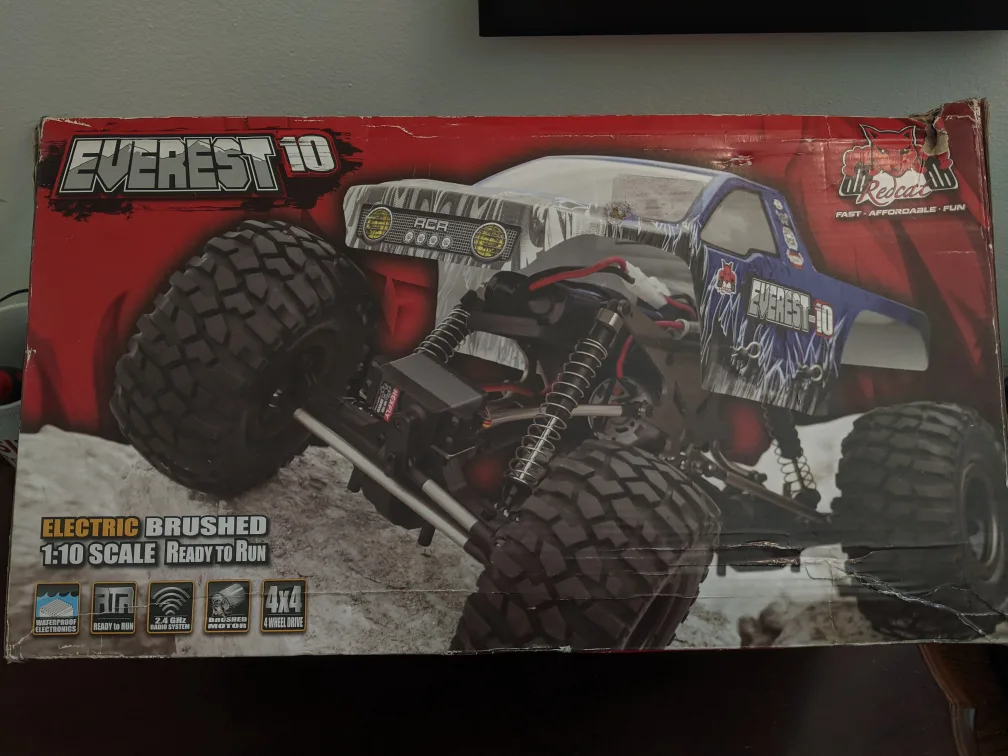 REDCAT EVEREST 10 RC ROCK CRAWLER thumbnail