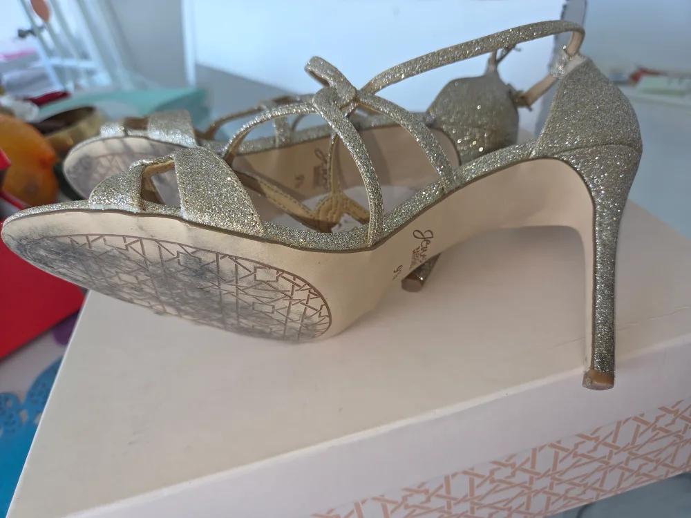 Gold Glitter Jewel Badgley Mischka Heels image indicator(6)