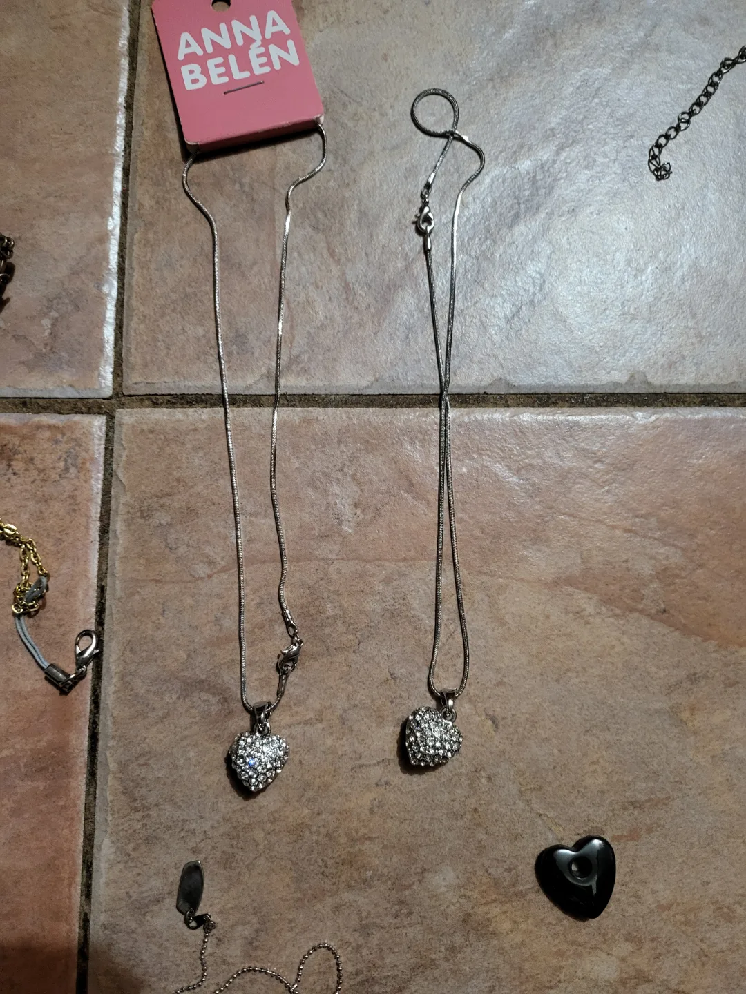 Necklace Lot - 7 necklaces, various styles and metals image indicator(4)