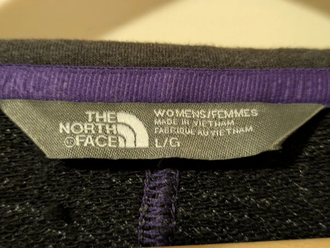 The North Face Women's Grey Hoodie Jacket image indicator(3)