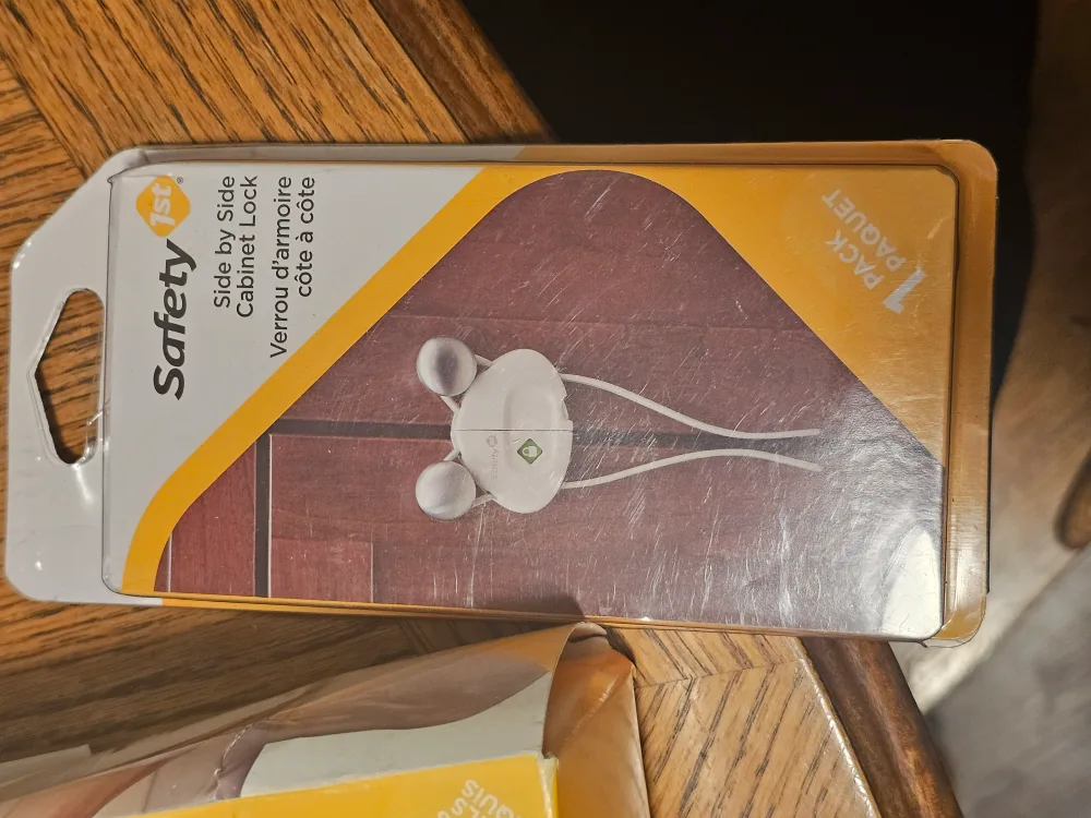 Safety 1st Baby Safety Products Bundle image indicator(2)