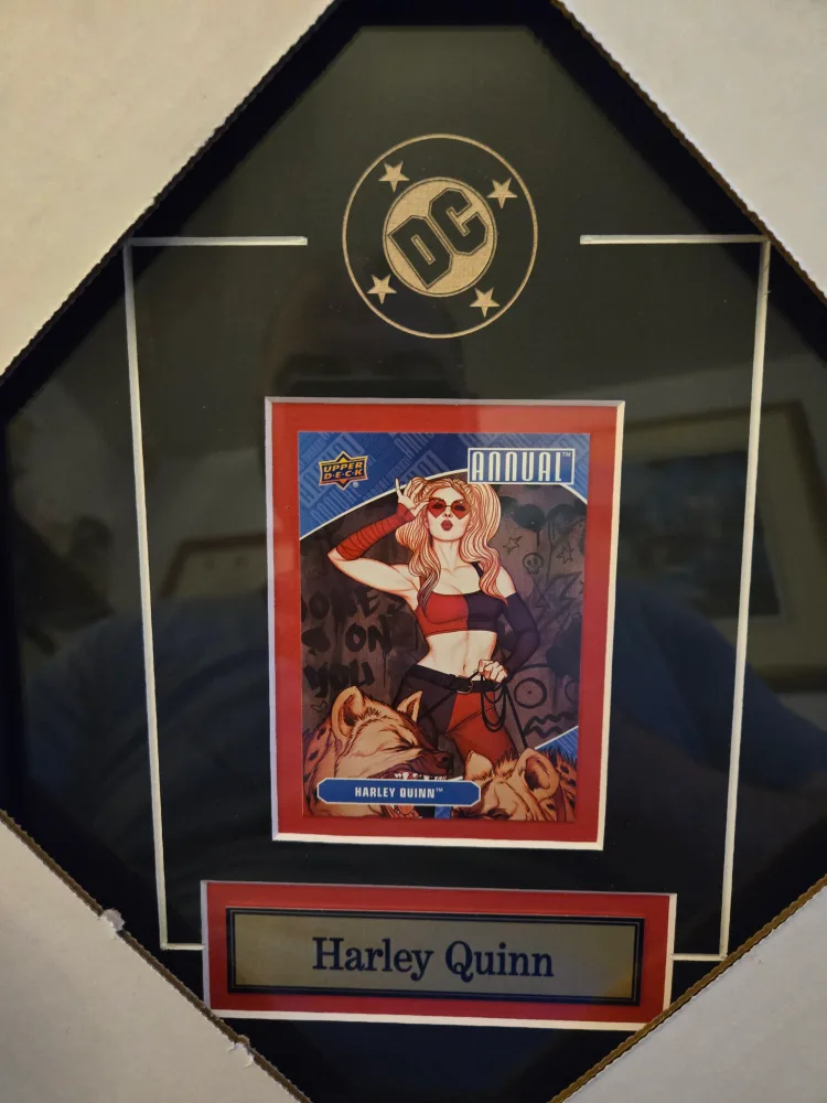 DC Comics 2 Card Collector Frame Superman Batman Joker image indicator(3)