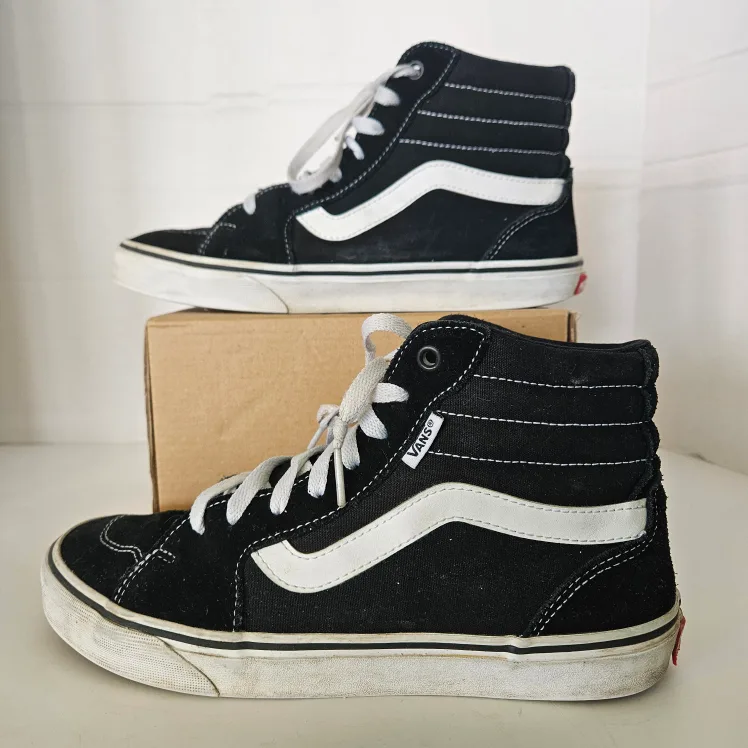 Vans  Hi Slim Canvas Skate Shoes  Womens 8.5 Black White thumbnail