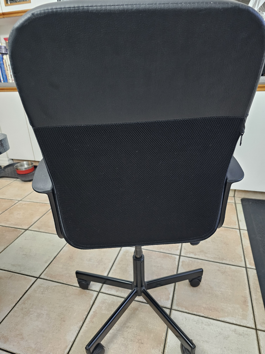 IKEA RENBERGET Office Chair - photo 3