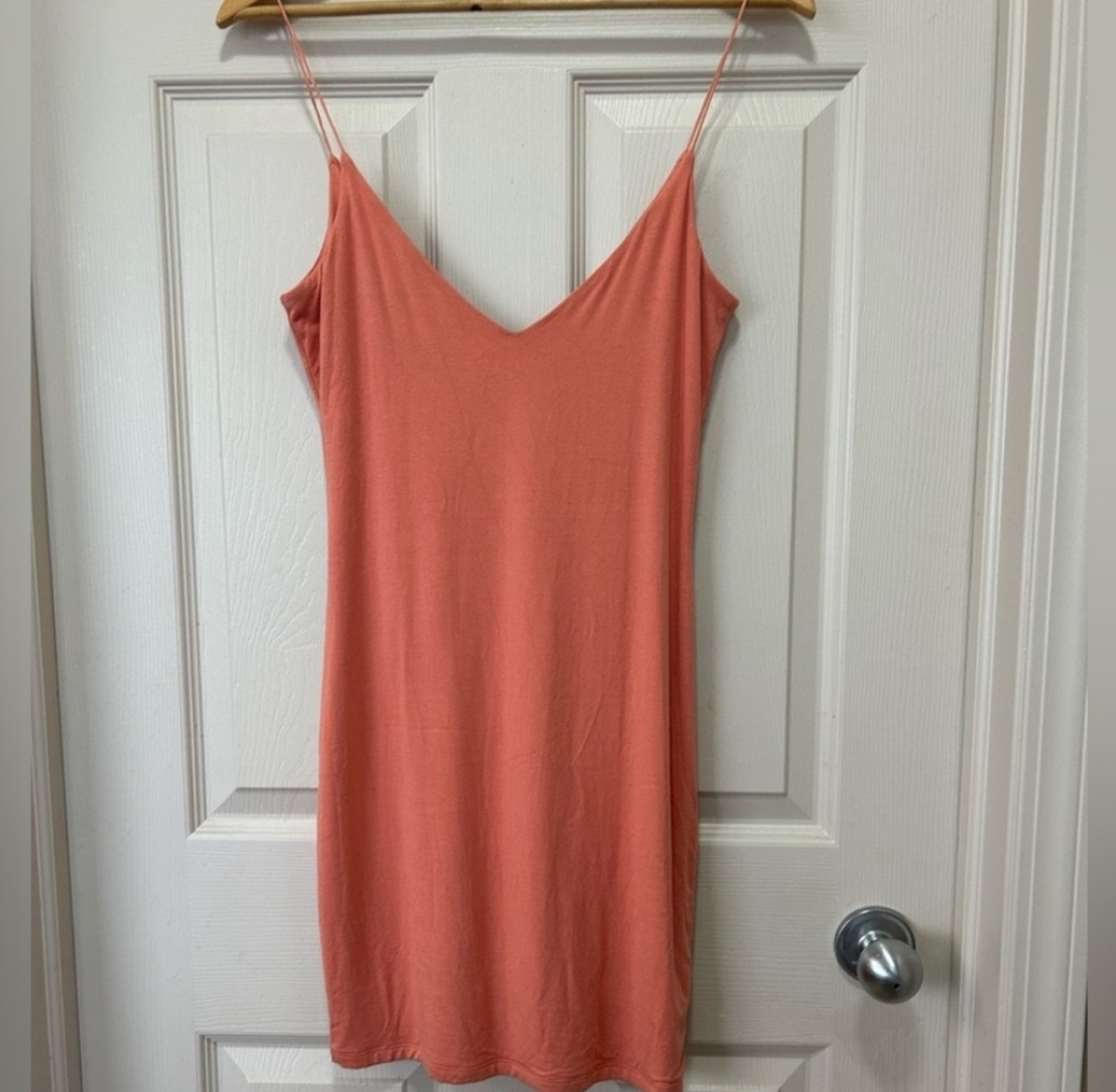 Aritzia Babaton Solana slip dress - photo 4