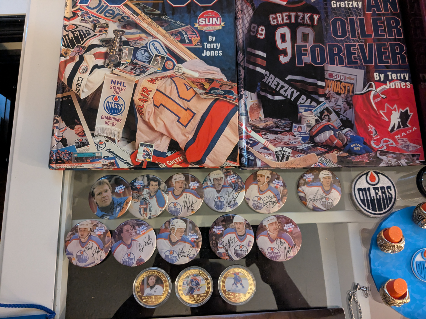 Edmonton Oilers Memorabilia Collection - photo 2