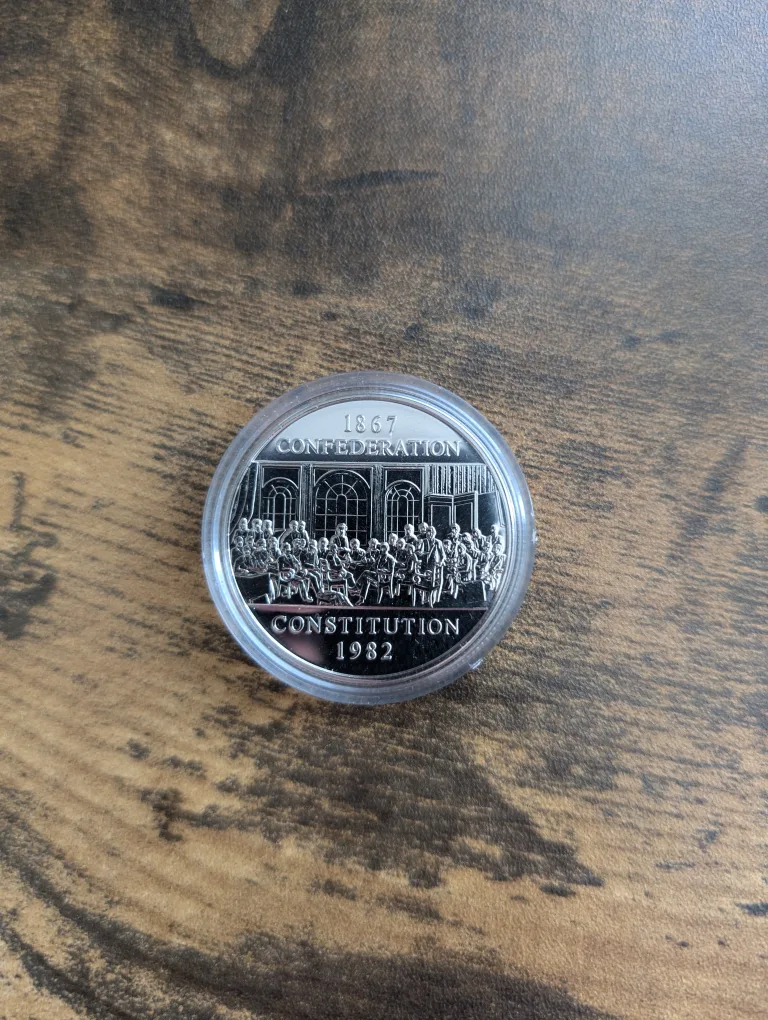 1982 Canada $1 Dollar 1867 Confederation Constitution Coin image indicator(3)
