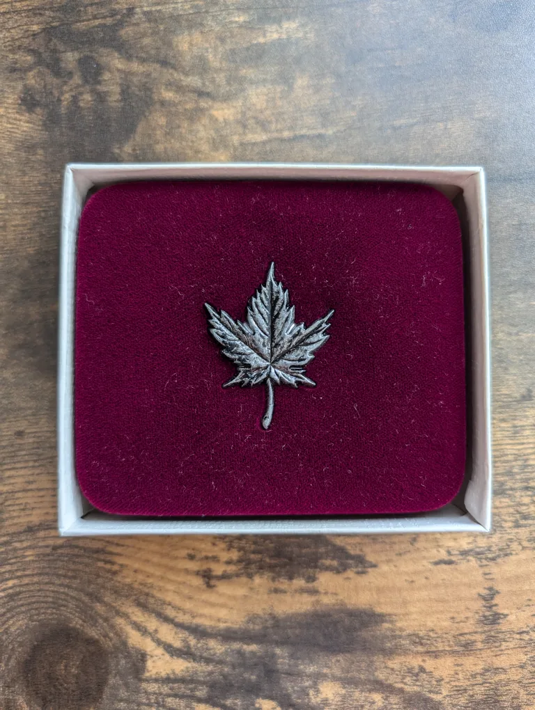 1982 Canada $1 Dollar 1867 Confederation Constitution Coin image indicator(7)