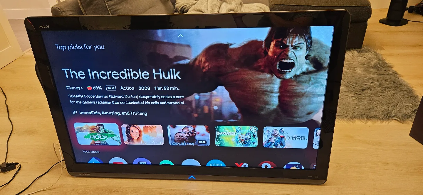 Sharp Aquos TV 48" thumbnail
