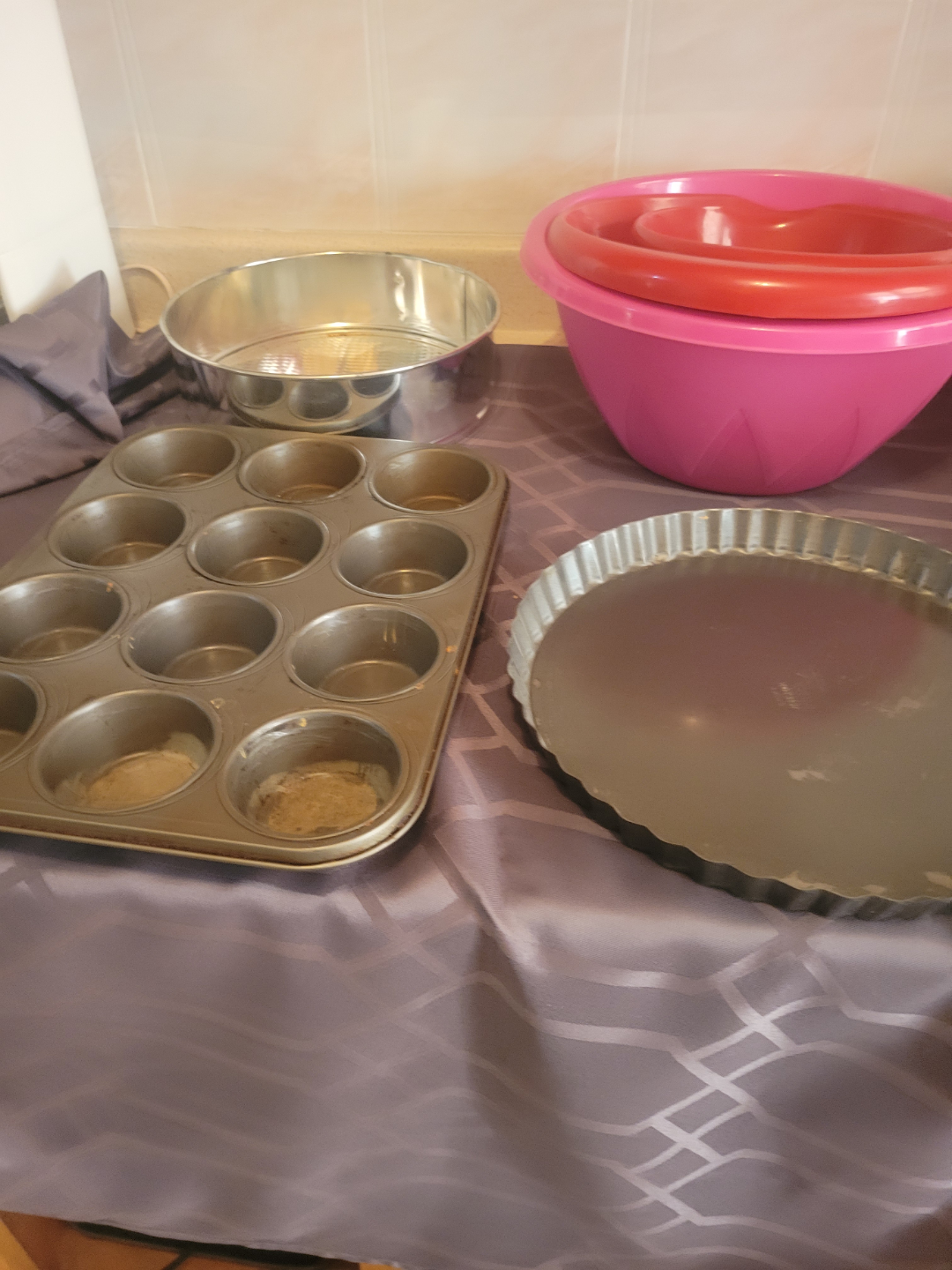Baking Pans and Bowls