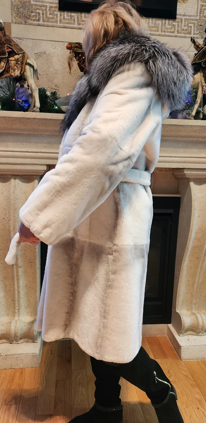 Plucked Mink Fur Coat with Silver Fox Trim. image indicator(2)