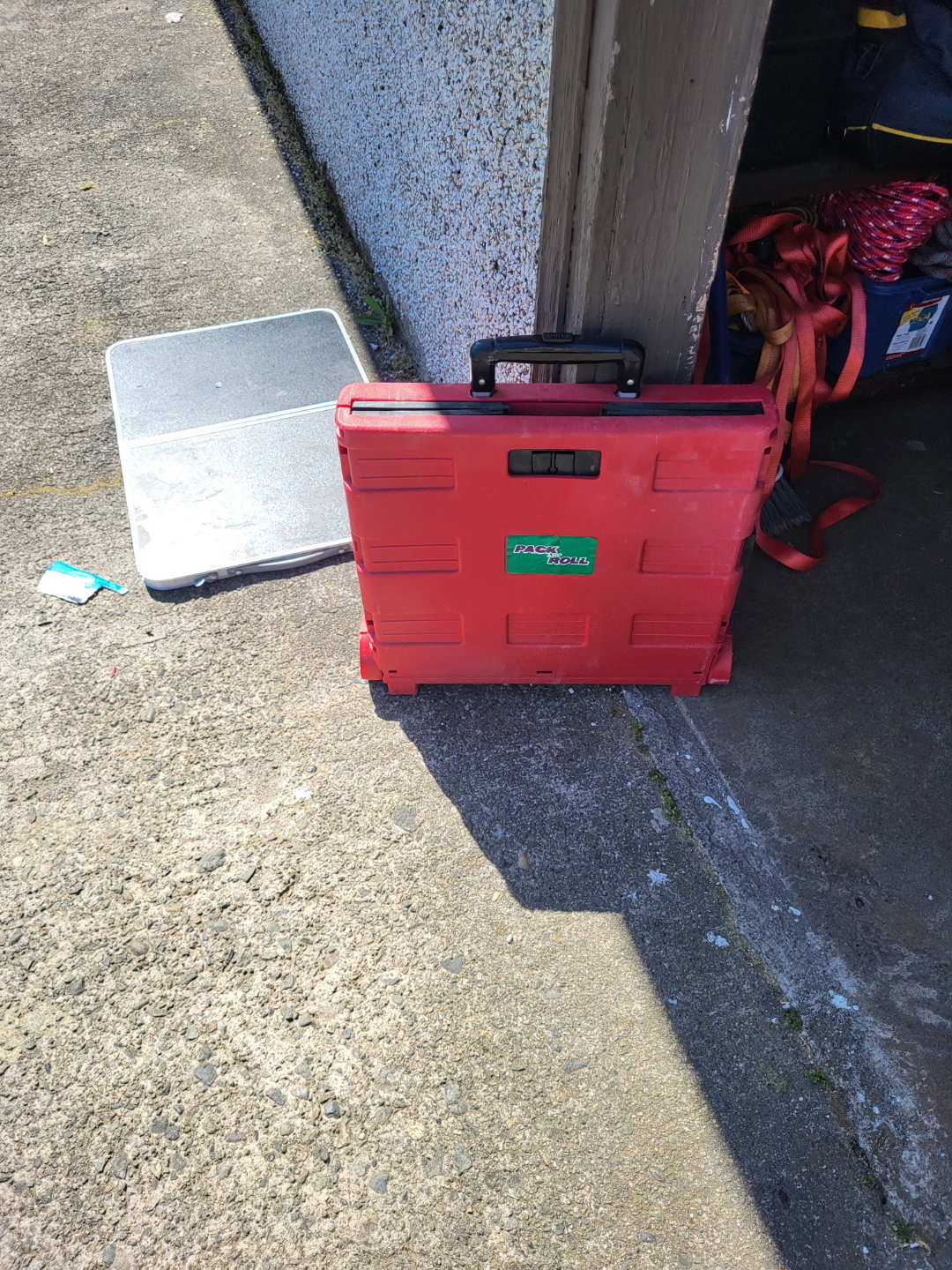 Red Folding Hand Truck/Cart - photo 3