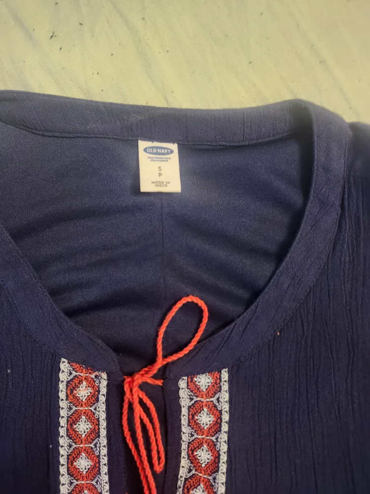 Old Navy embroidered navy blue dress, size small image indicator(3)