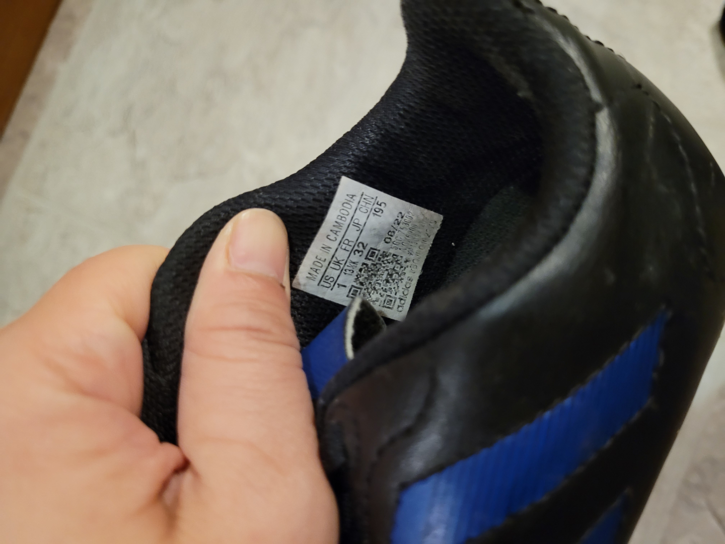 Adidas Kids Soccer Cleats Size 1 - photo 3