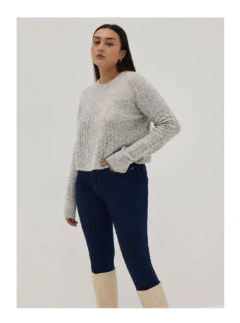 BNWT Love Bonito Chezka Knit Sweater thumbnail