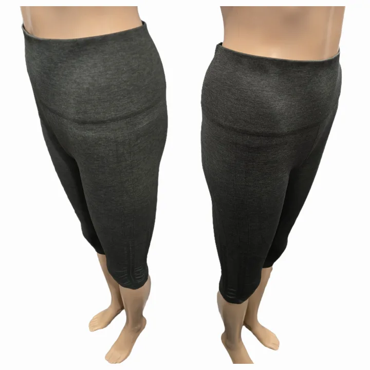 Lululemon Ruched Short Tights + Sports Bra Size 4 image indicator(3)