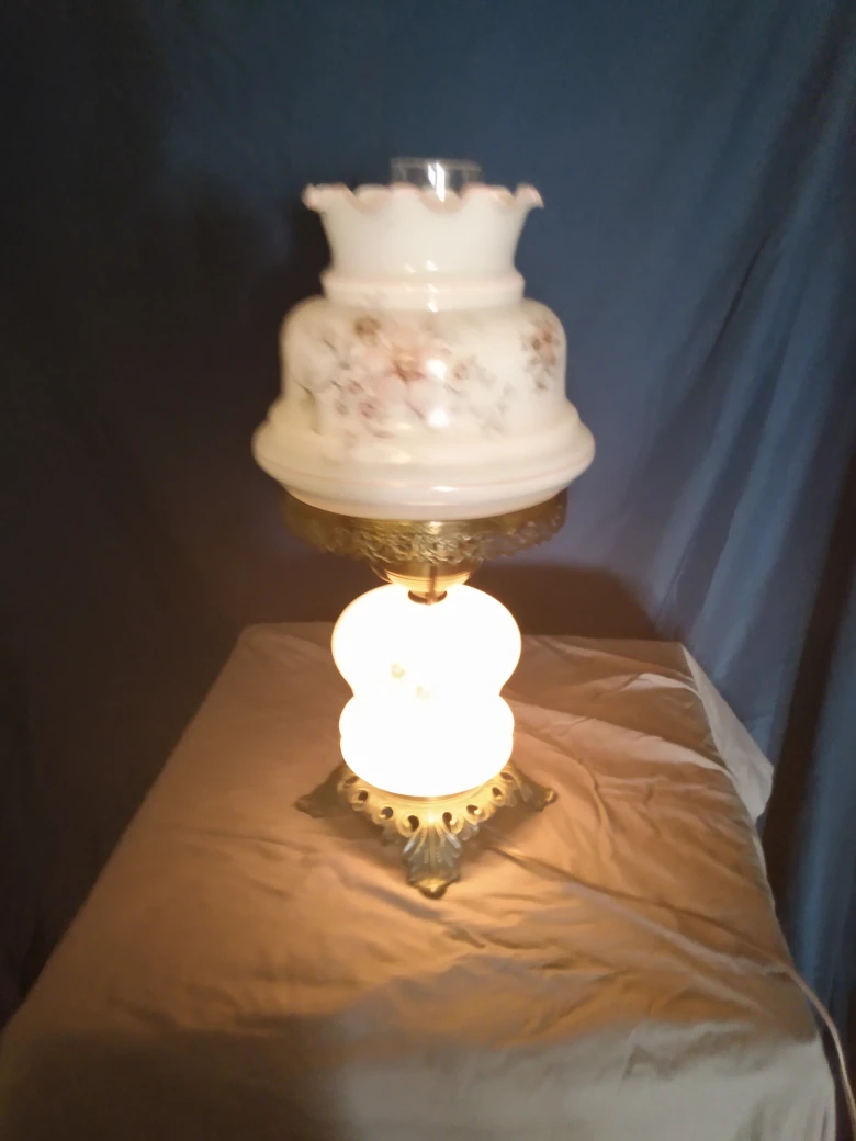 Vintage Floral Table Lamp - photo 5