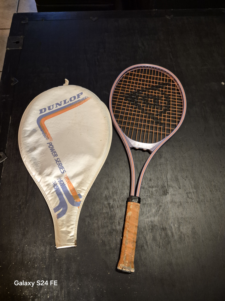 Vintage Tennis Racquets - Wilson, Dunlop, Spalding - Lot of 4 - photo 3