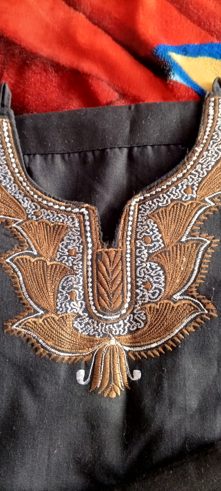Kids' Black Shalwar Kameez Set with Embroidered Detail - photo 2