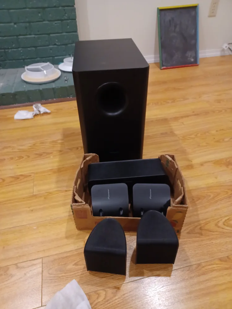 Pioneer Home Theatre 5.1 Speaker System image indicator(2)