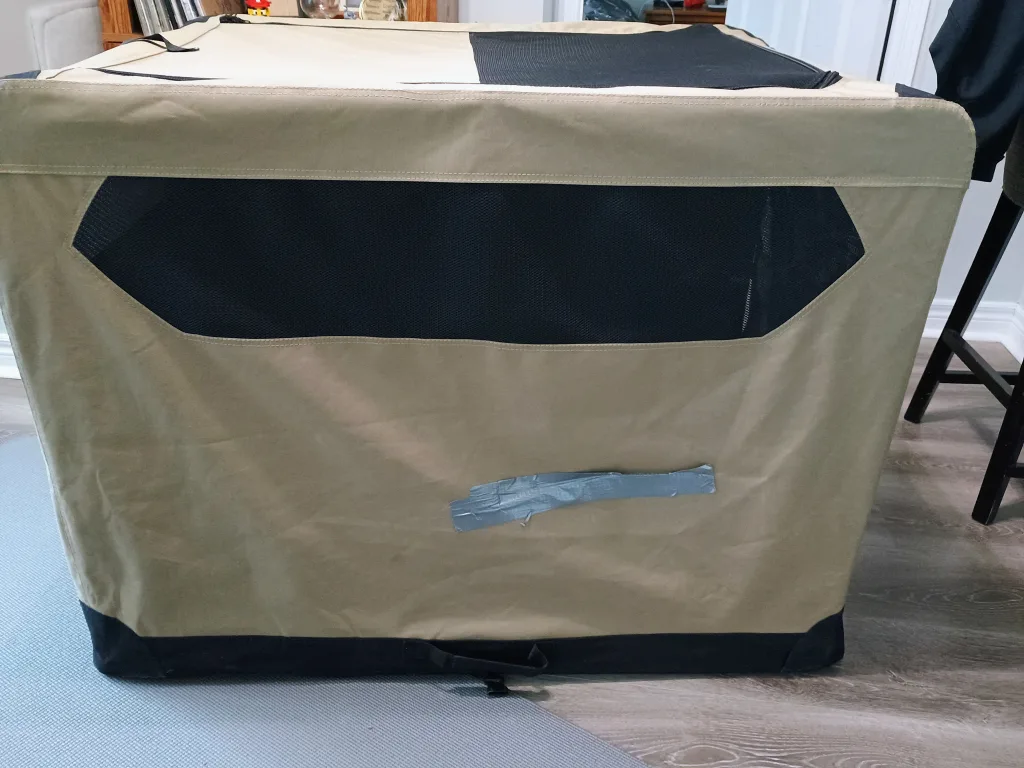 AmazonBasics Tan Soft-Sided Pet Crate - Large image indicator(3)