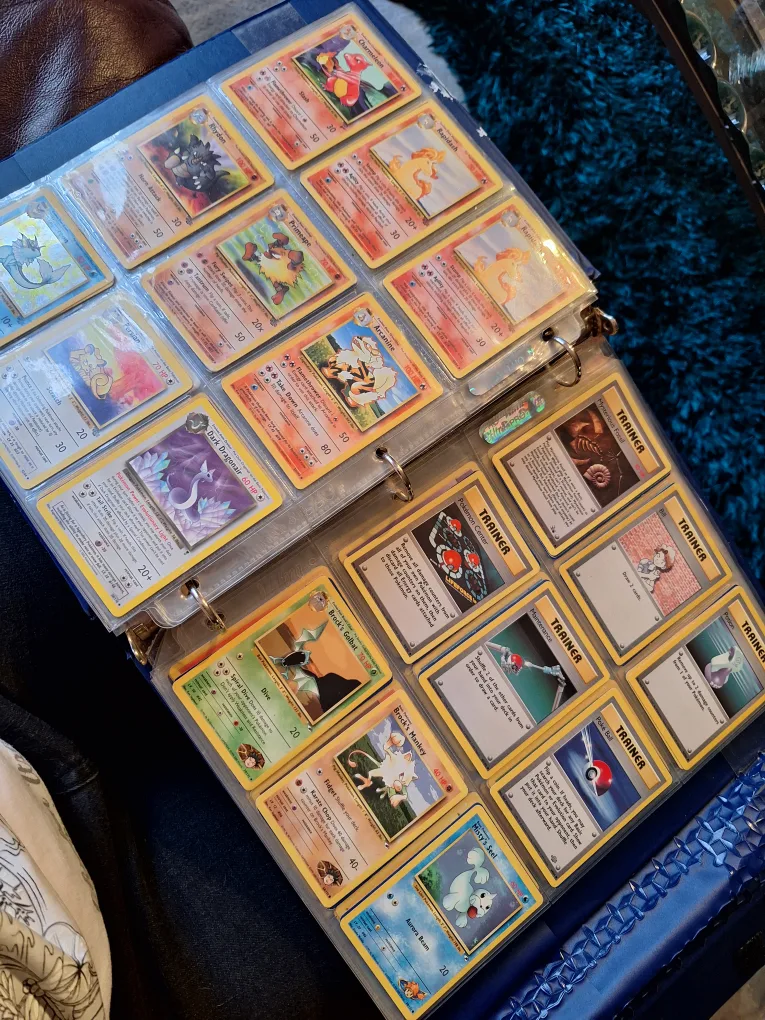 Pokemon Card Collection Binder image indicator(4)