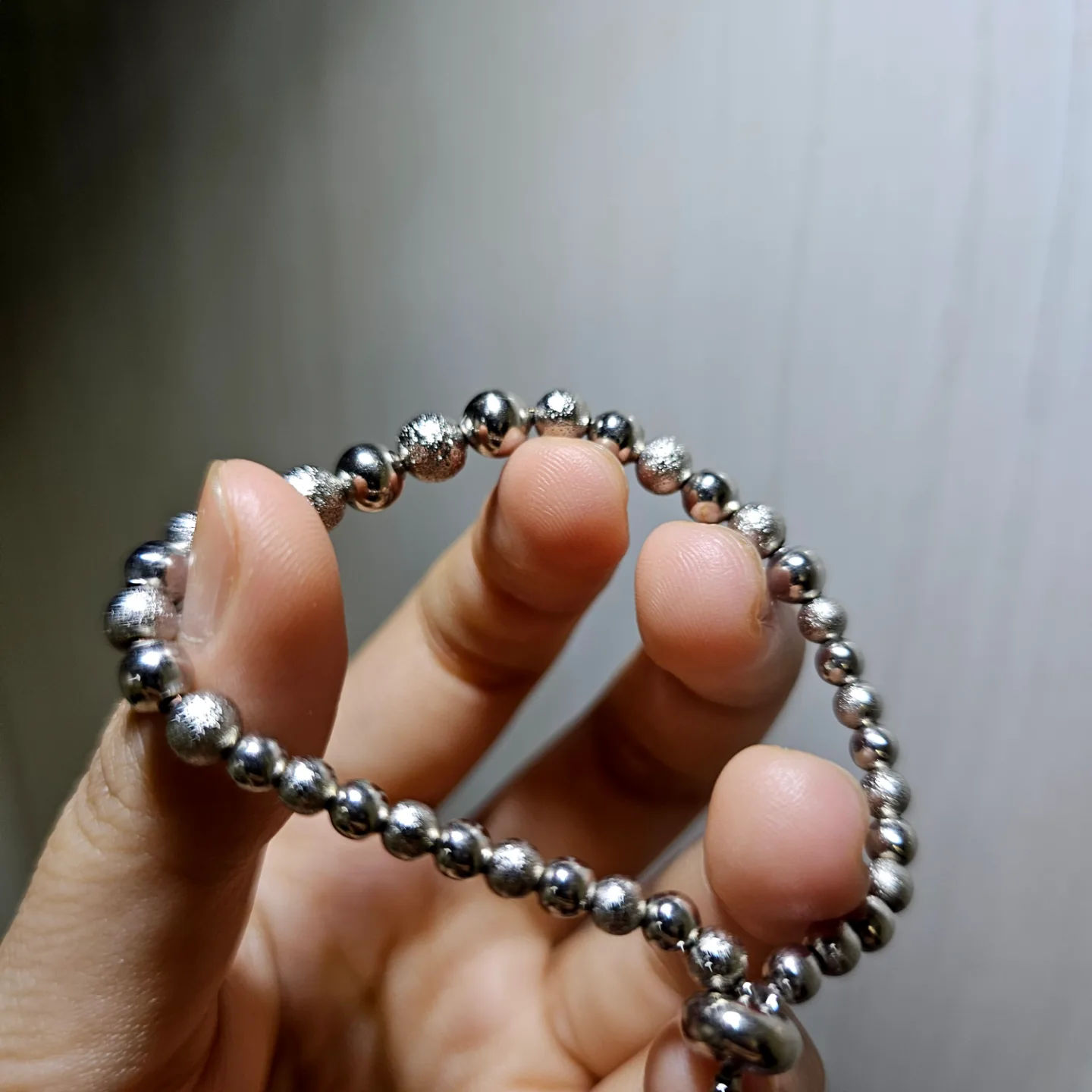 Silver Shiny Beaded Bracelet image indicator(3)