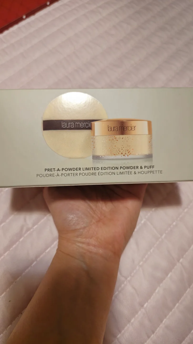 Laura Mercier Translucent Loose Setting Powder Limited Edition thumbnail