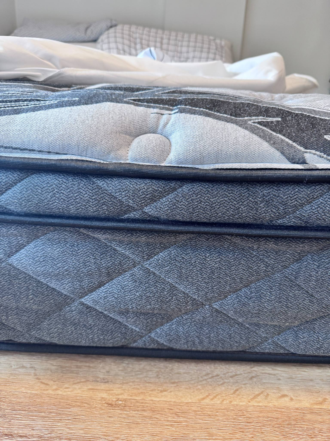 Queen Mattress for sale - photo 3
