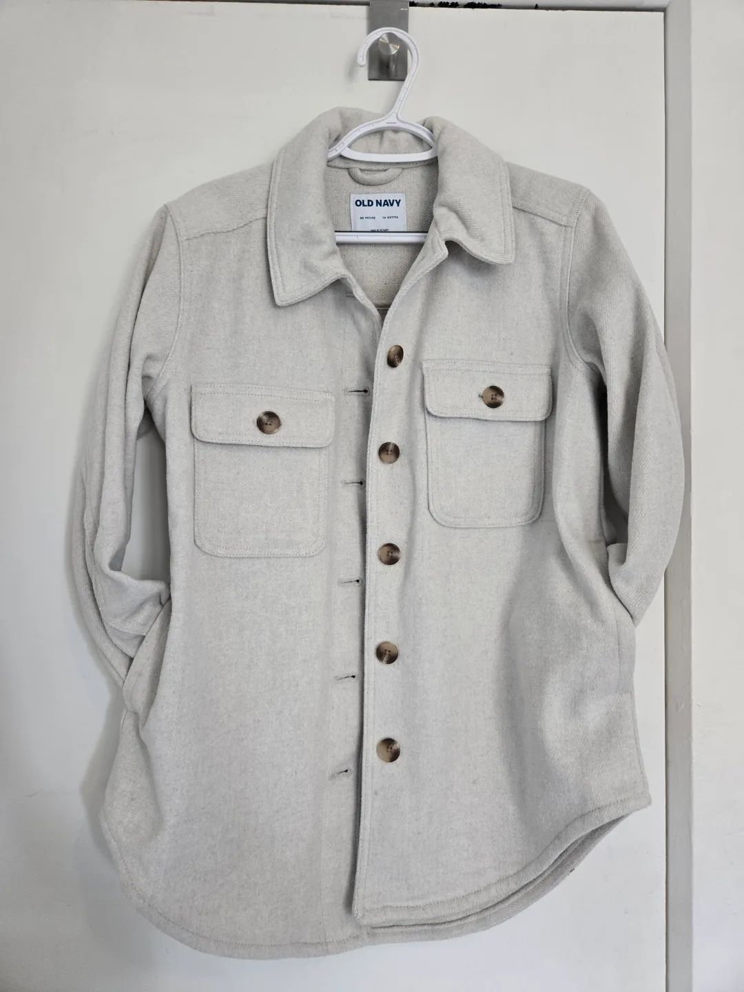 Old Navy utility shacket image indicator(2)