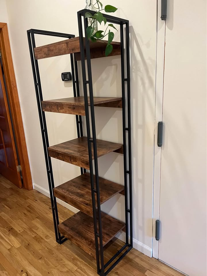 Industrial Style 5-Shelf Bookcase
