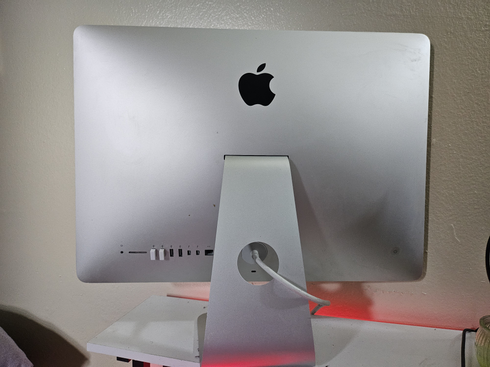 Apple iMac 21.5-inch Late 2015 - macOS Monterey - photo 2