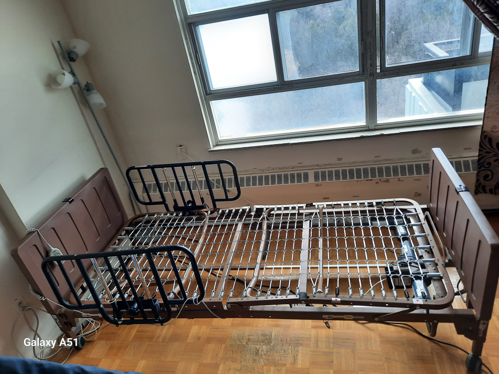 Drive Medical Hospital Bed - photo 2