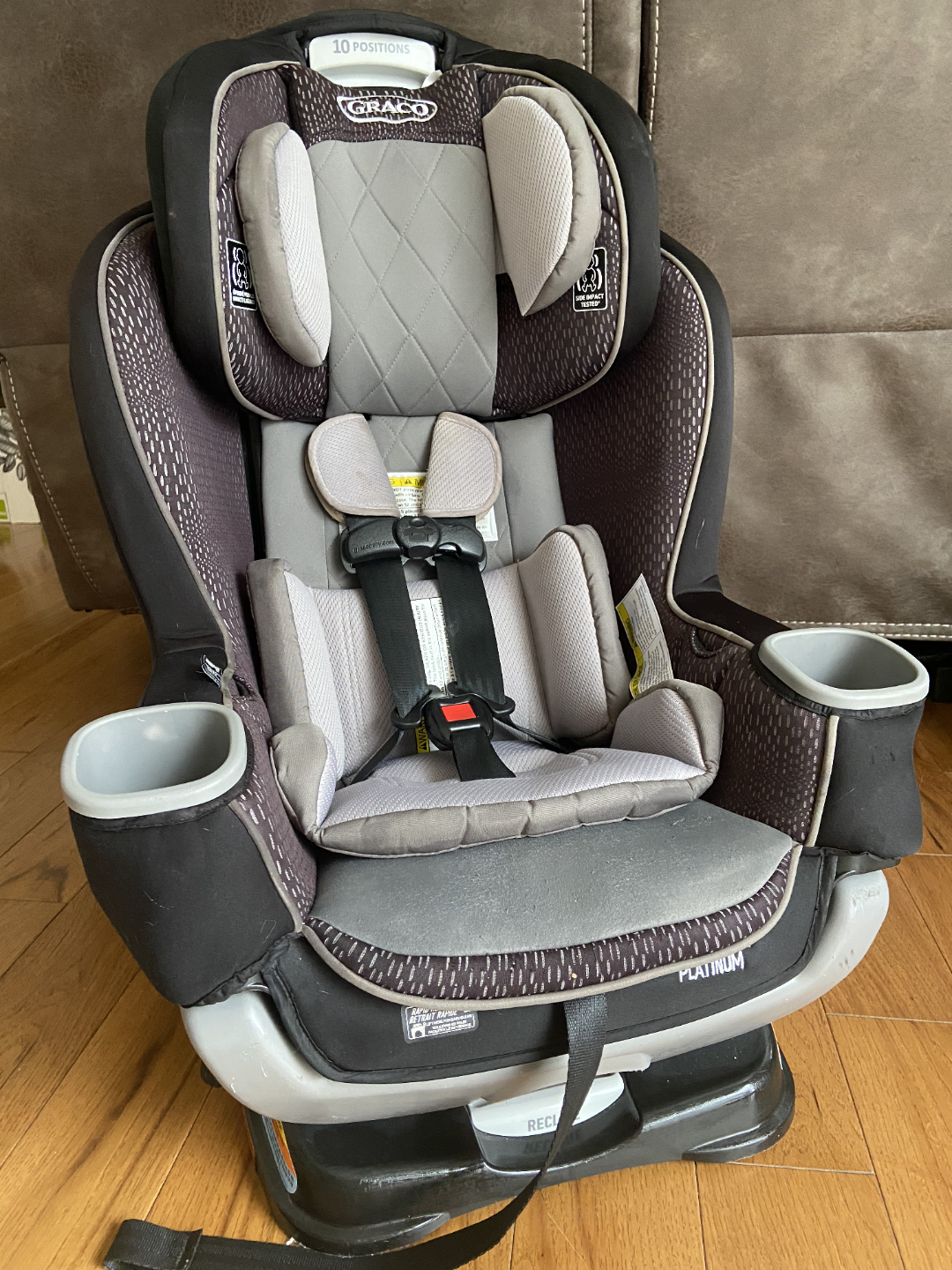 Graco Extend2Fit Platinum Convertible Car Seat