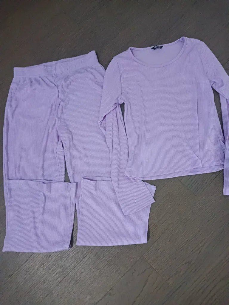 Ribbed knit co-ord set image indicator(3)