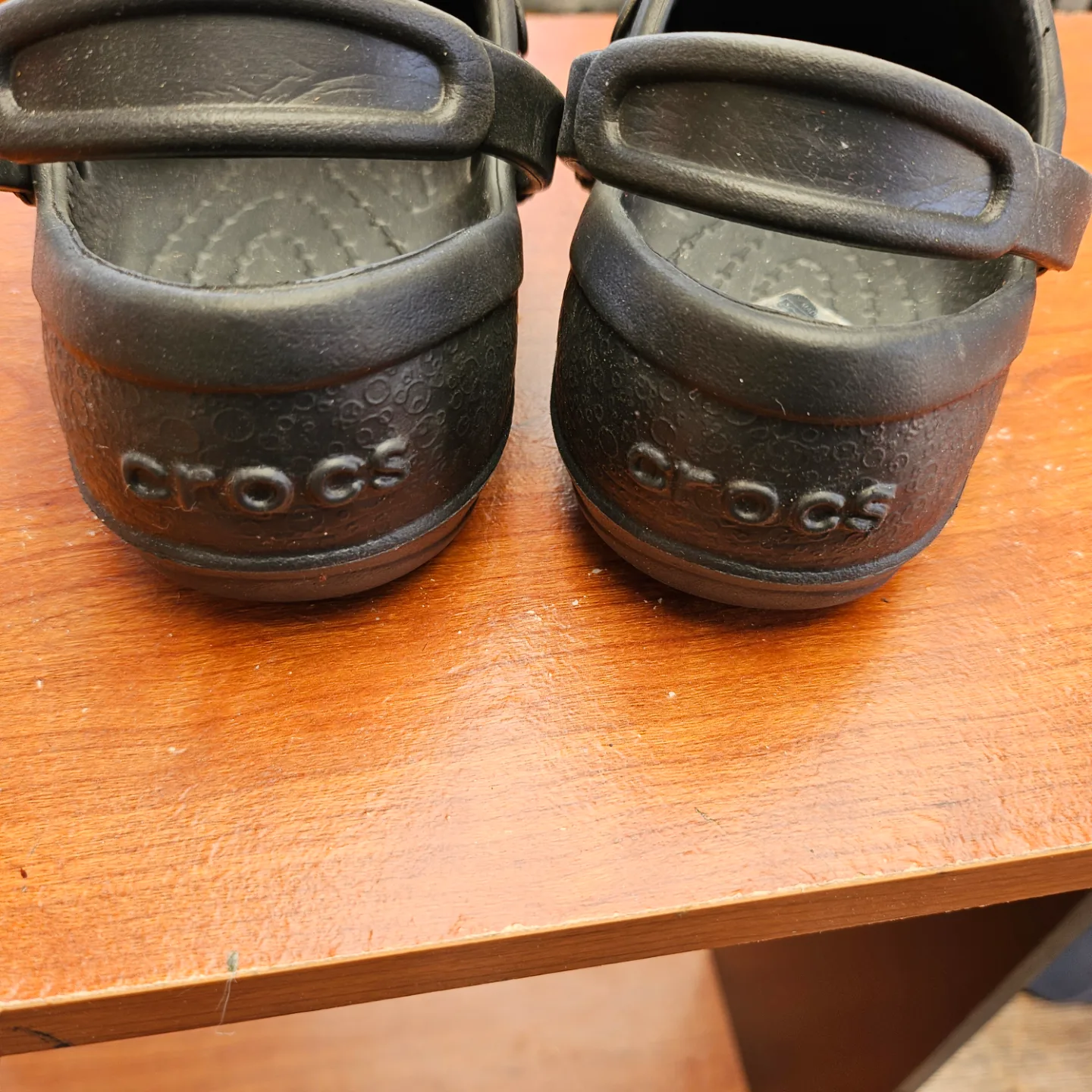 Women's Crocs Classic Clogs Size 6 image indicator(5)