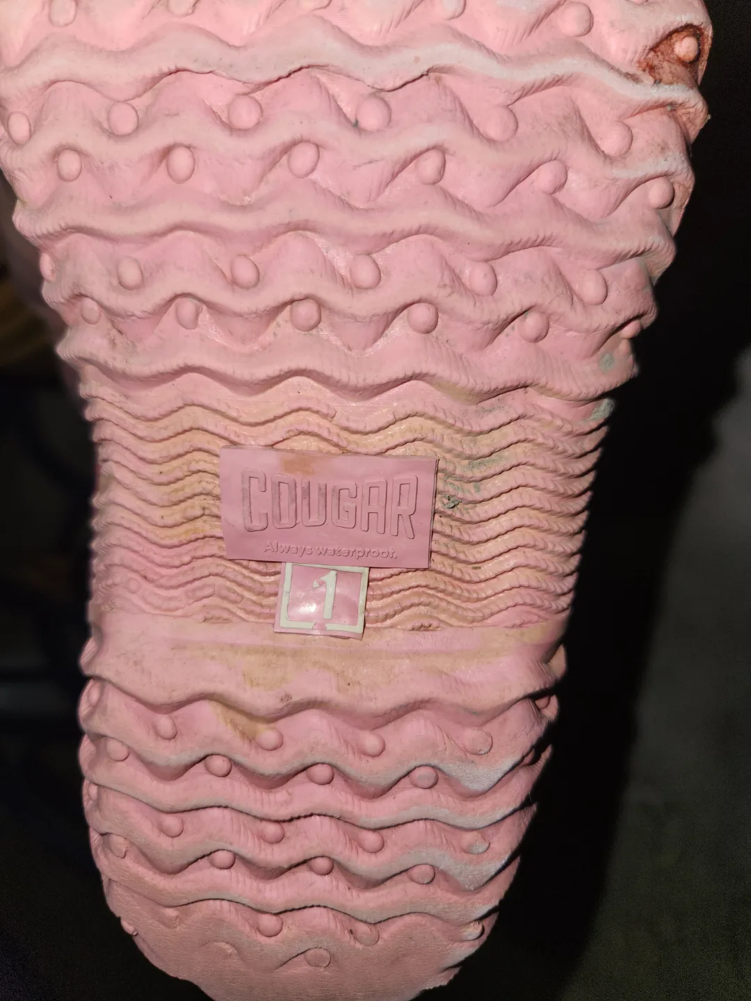 kids outgrown slightly used outdoor footwear image indicator(4)