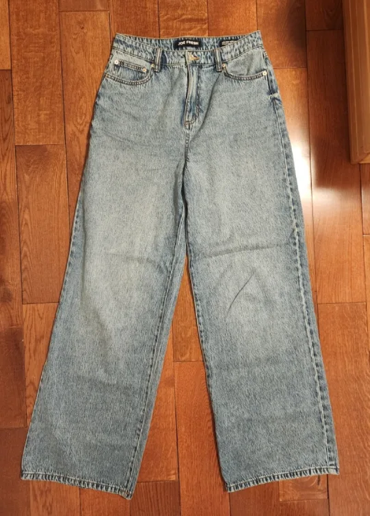 Super wide leg jeans image indicator(4)