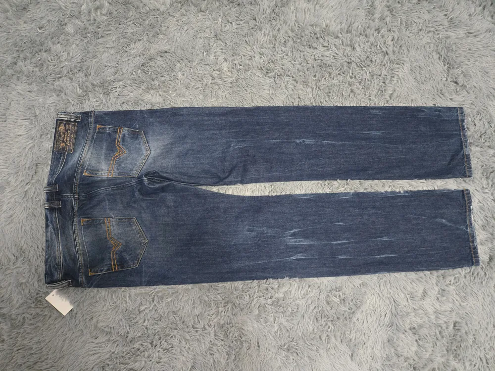 Diesel Men's Jeans Size 33×34 image indicator(2)