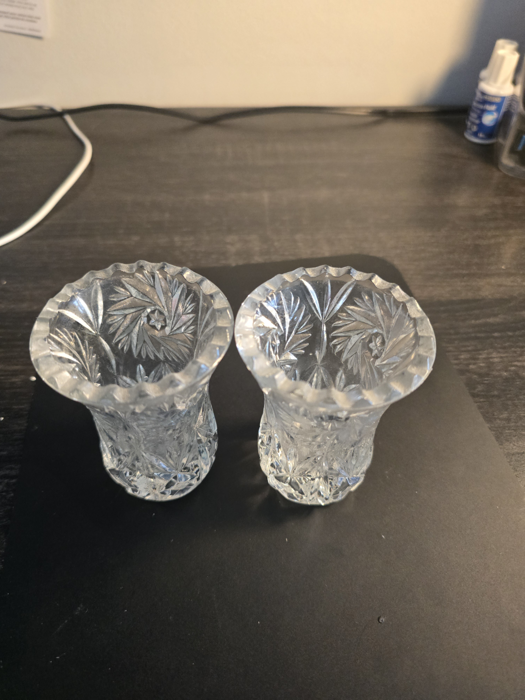 Pair of Vintage Crystal Bud Vases - photo 3