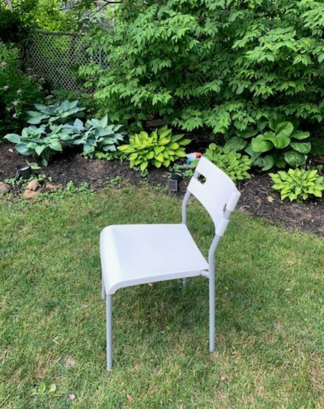 20 Stacking Chairs Used Once - Great for Events! - photo 2